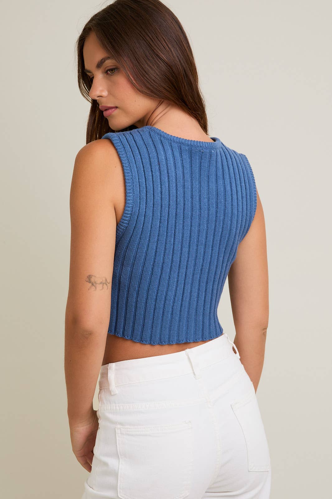 Scarf Hem Sleeveless Sweater Top