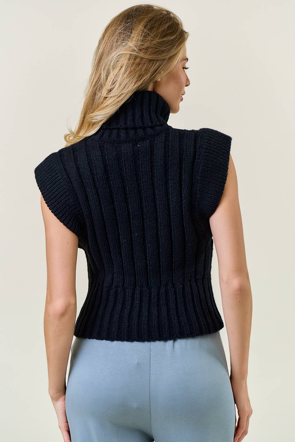 Sleeveless Turtleneck Knit Top