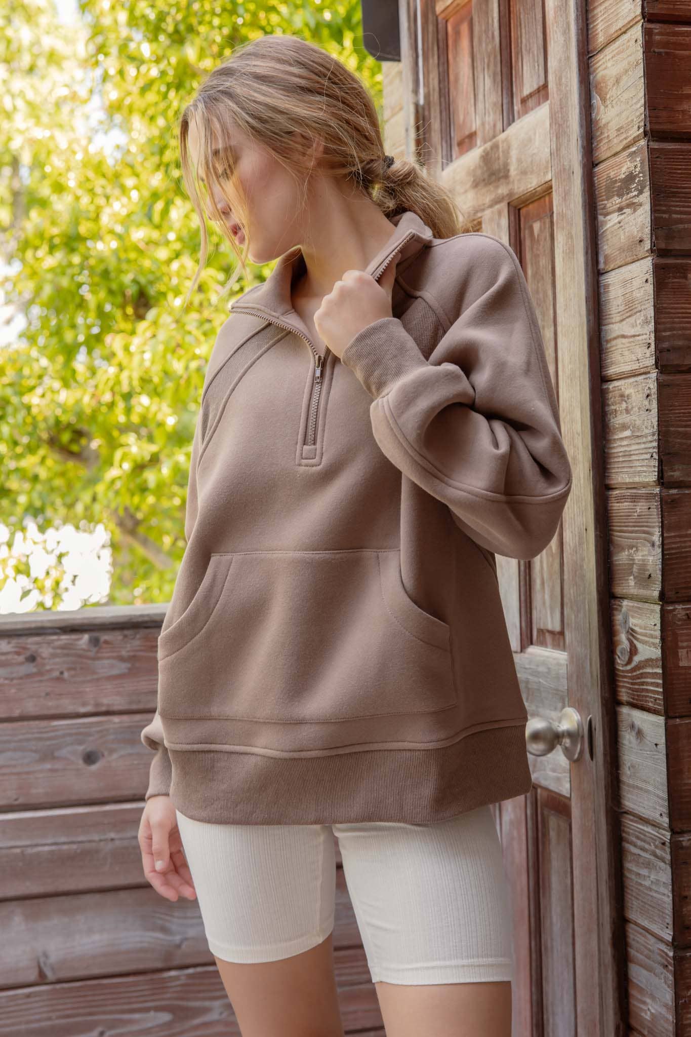 HALF ZIP LONG SLEEVE KNIT TOP WITH POCKET