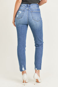 HR distressed relaxed fit skinny jeans