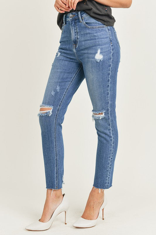 HR distressed relaxed fit skinny jeans