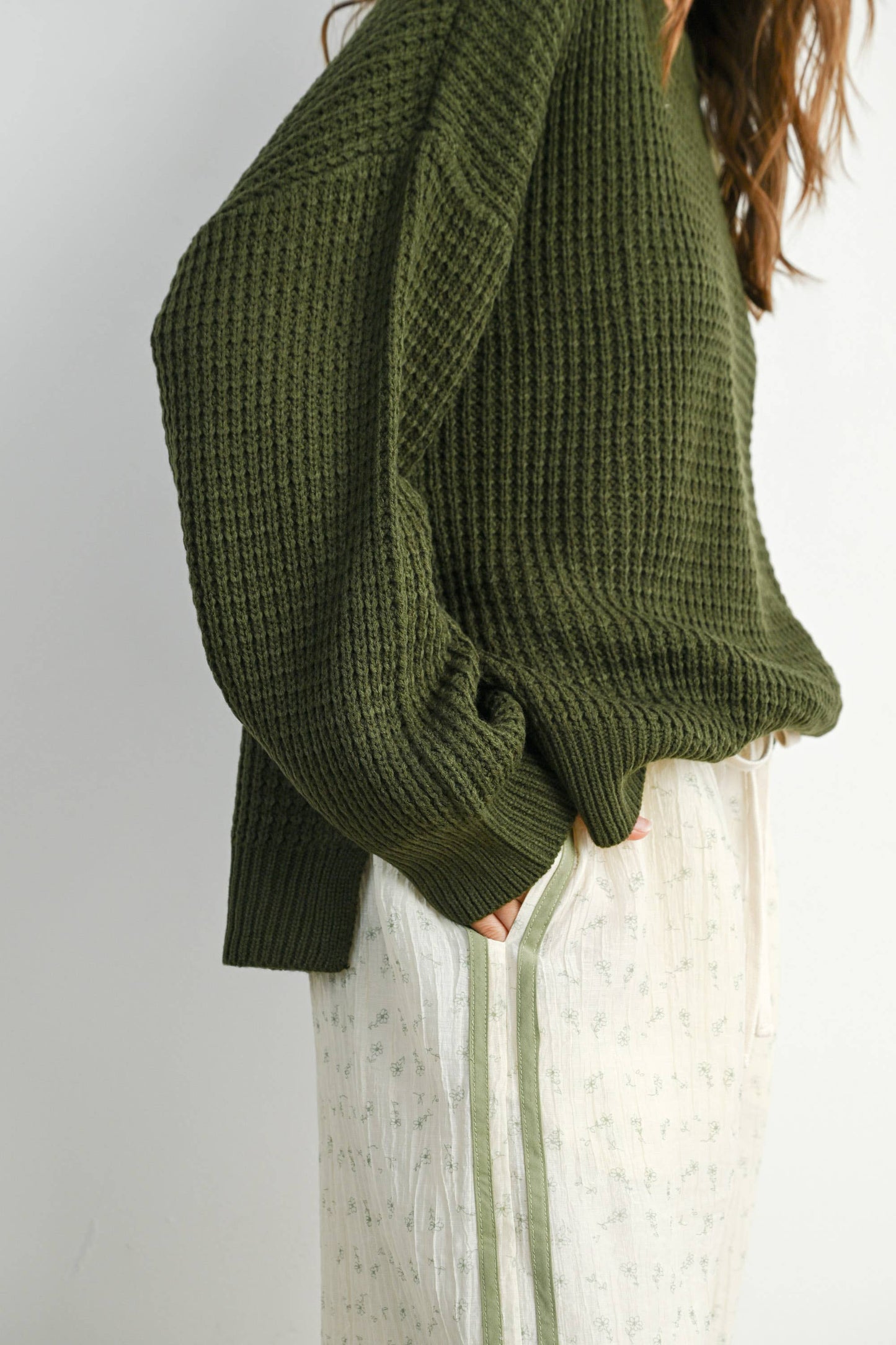 Round-Neck Classic Long Sleeve Top