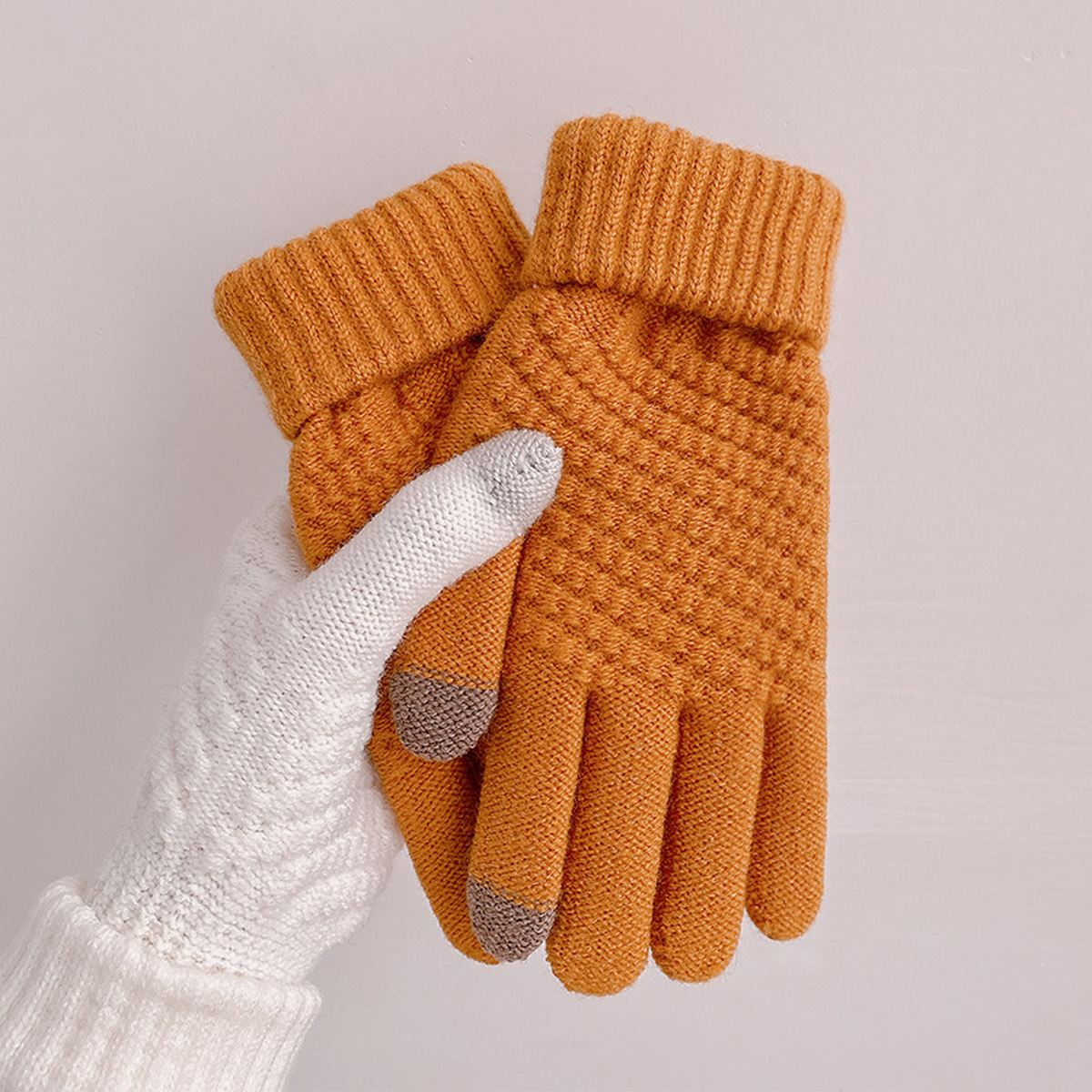 Self-Heating Knit Gloves – Cute & Warm Design
