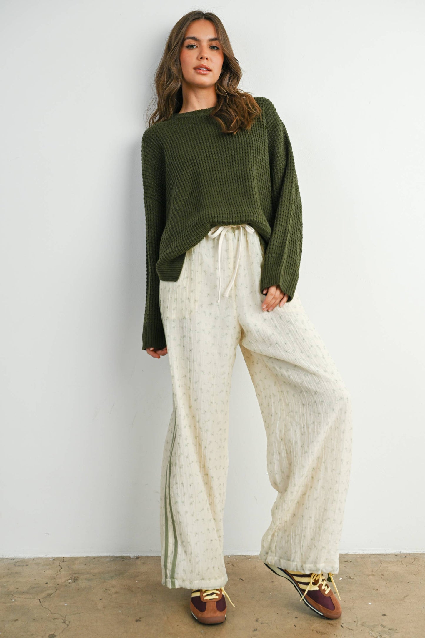Round-Neck Classic Long Sleeve Top
