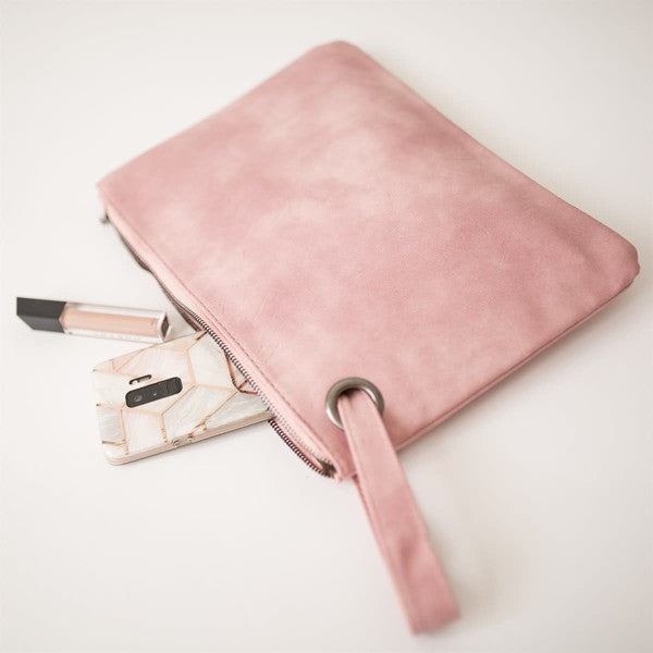 Oversized Grommet Clutch