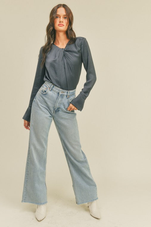 Cuff Sleeve Blouse