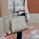 Carly Tote
