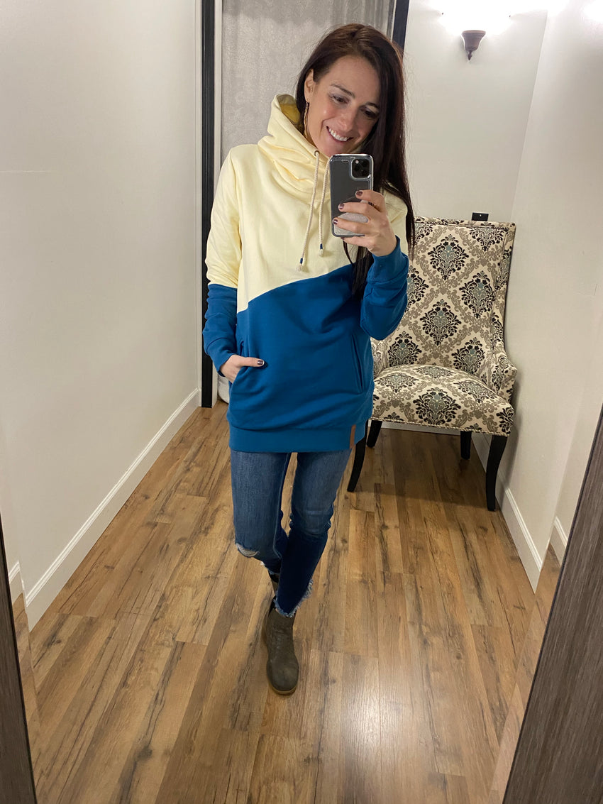 Singlehood Sweatshirt - Oceanfront