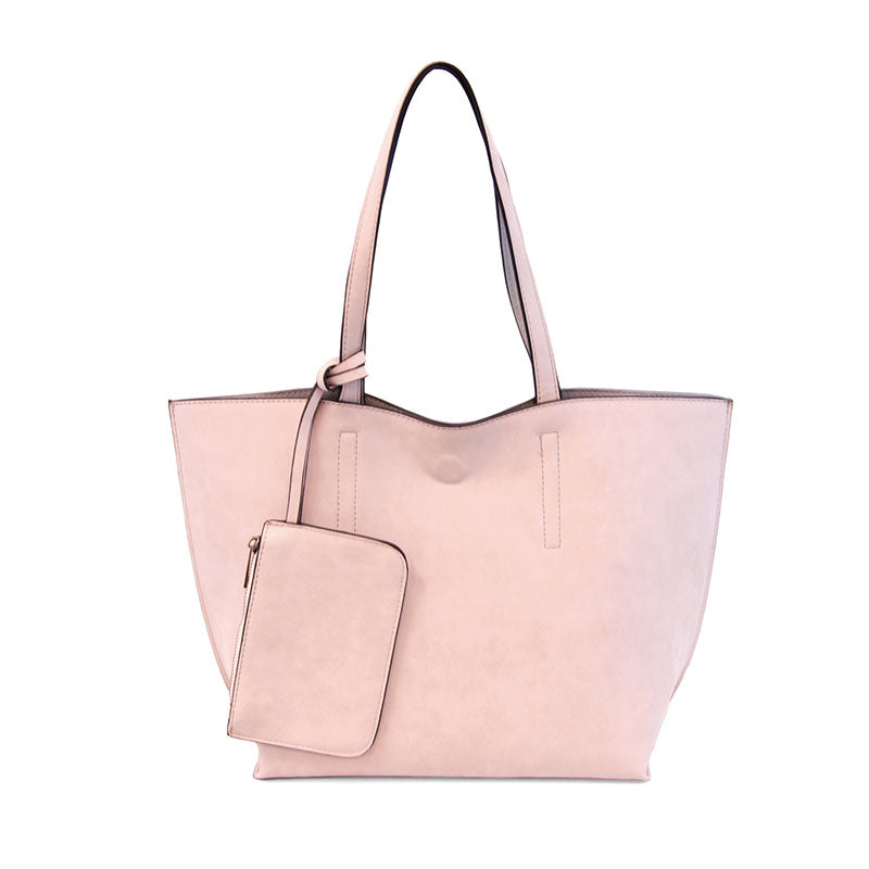 Carly Tote
