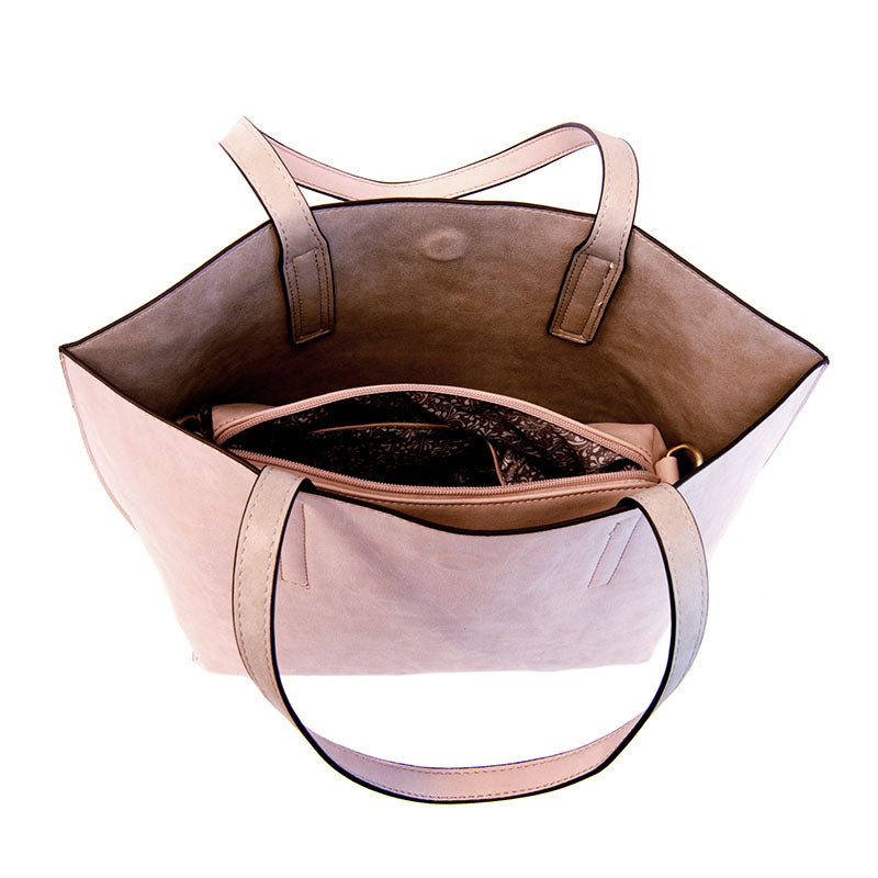 Carly Tote